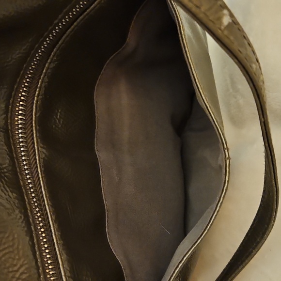 Vtg AVON Patent Gray Faux Leather Crossbody Bag - Picture 9 of 11